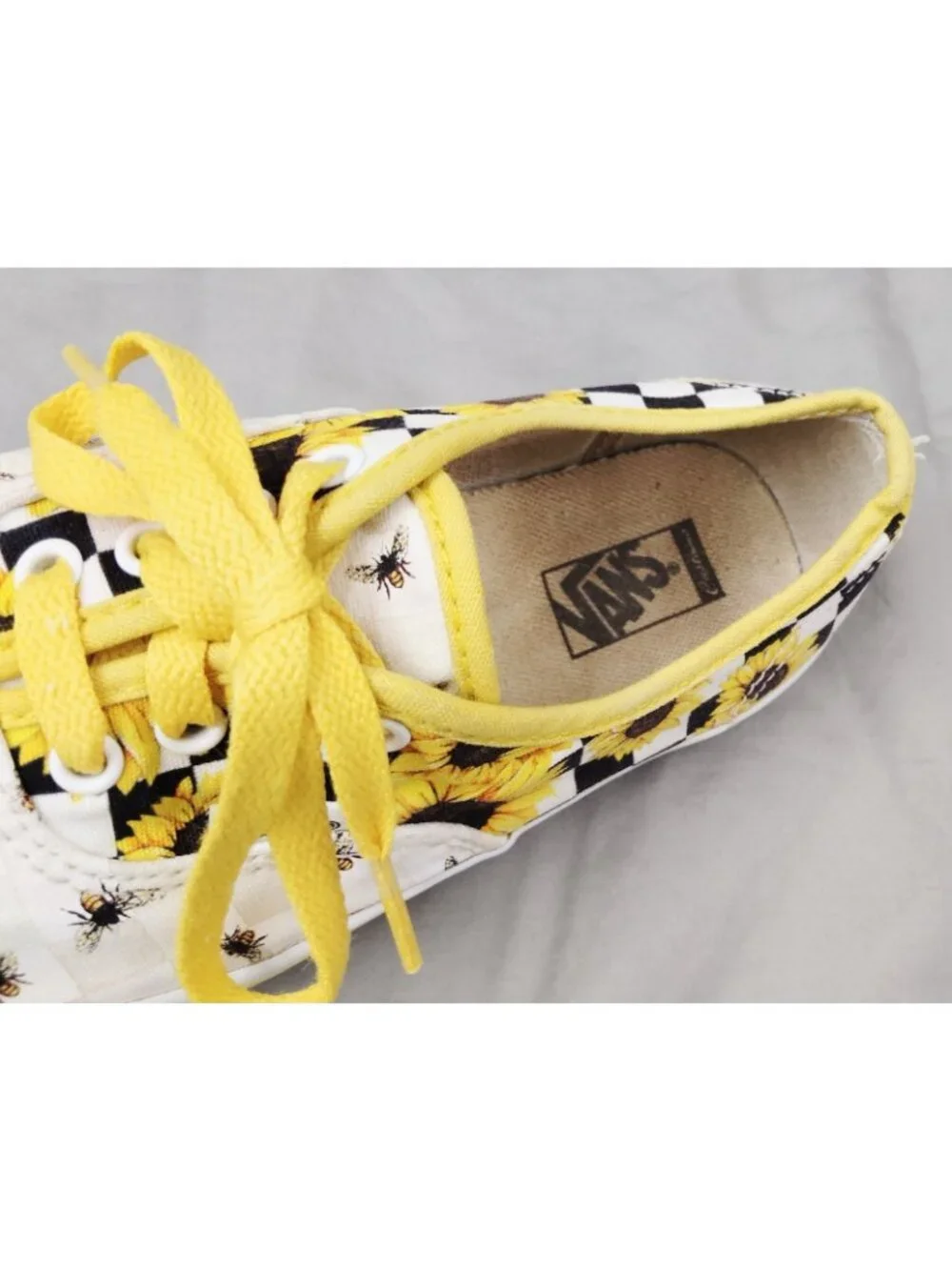 Vans Authentic Sunflower Bee Checkerboard Shoes Yellow Youth Size 3 Canvas